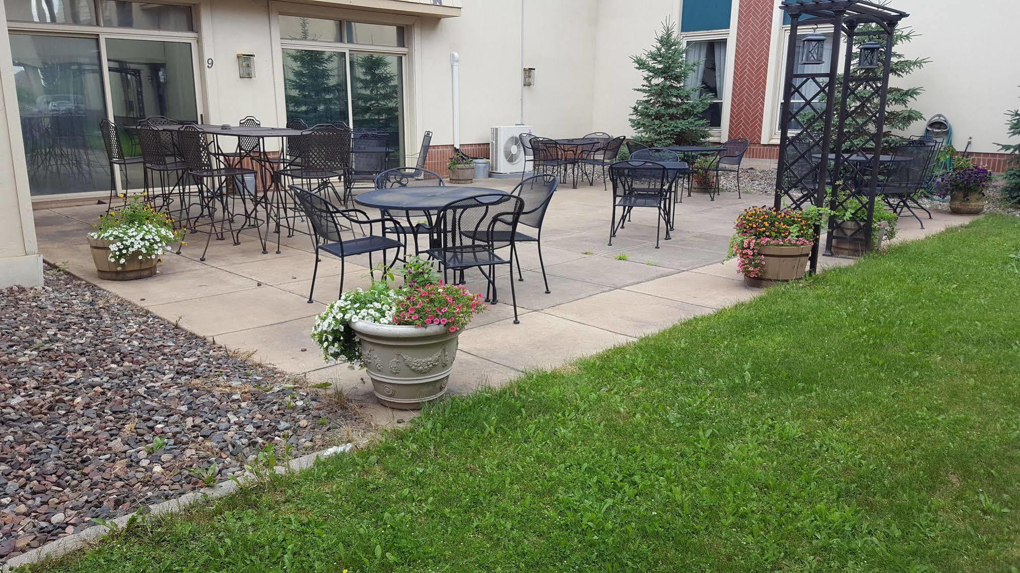 Hibbing Park Hotel Exterior foto